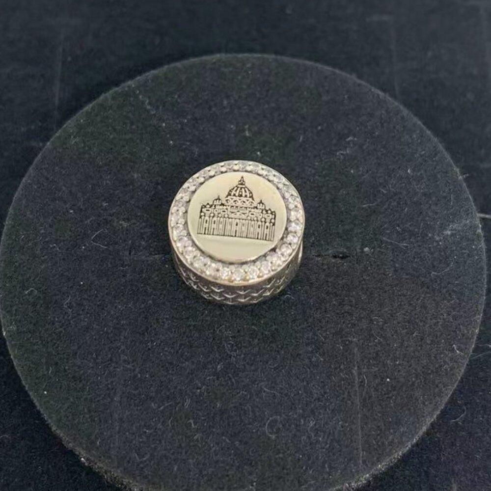 Pandora St. Peters Basilica DI San PIETRO Charm ROMA Heart Charm